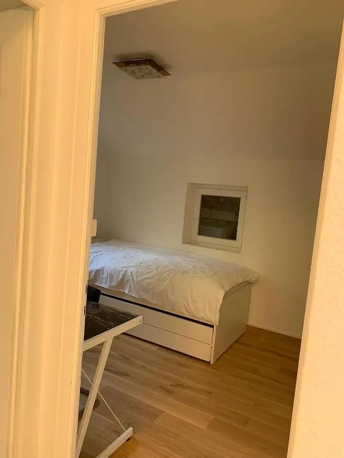 Le Grand-Saconnex Guesthouse, 5 Min Walk To Airport Geneva Aparthotel