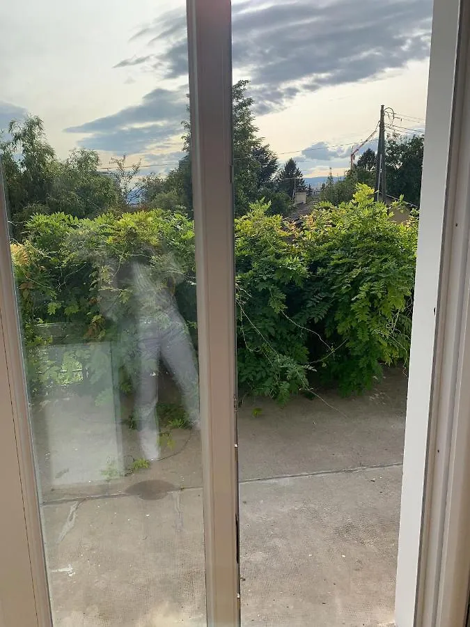 Le Grand-Saconnex Guesthouse, 5 Min Walk To Airport Geneva 0*,  Switzerland
