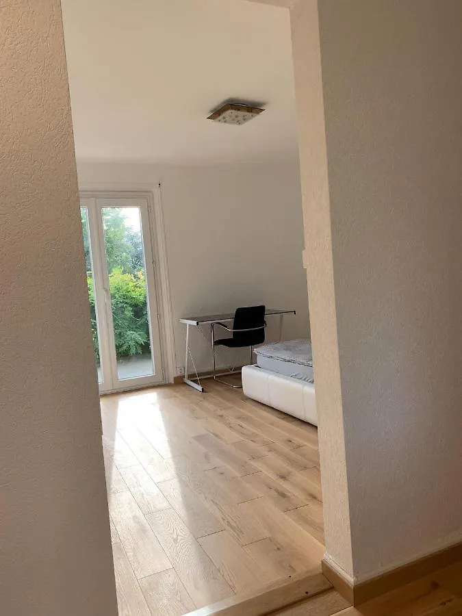 Le Grand-Saconnex Guesthouse, 5 Min Walk To Airport Geneva