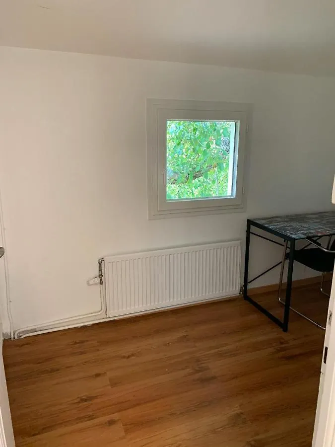 Le Grand-Saconnex Guesthouse, 5 Min Walk To Airport Geneva